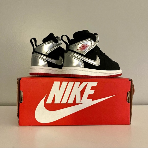 Nike Jordan 1 Retro High. Baby Walker 4c - Picture 3 of 4